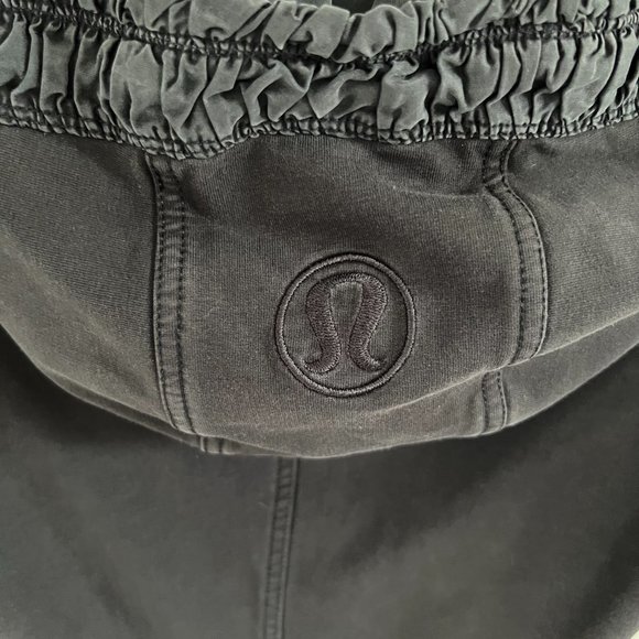 Lululemon Black Limited Edition Scuba Jacket Size Sm - Picture 5 of 5